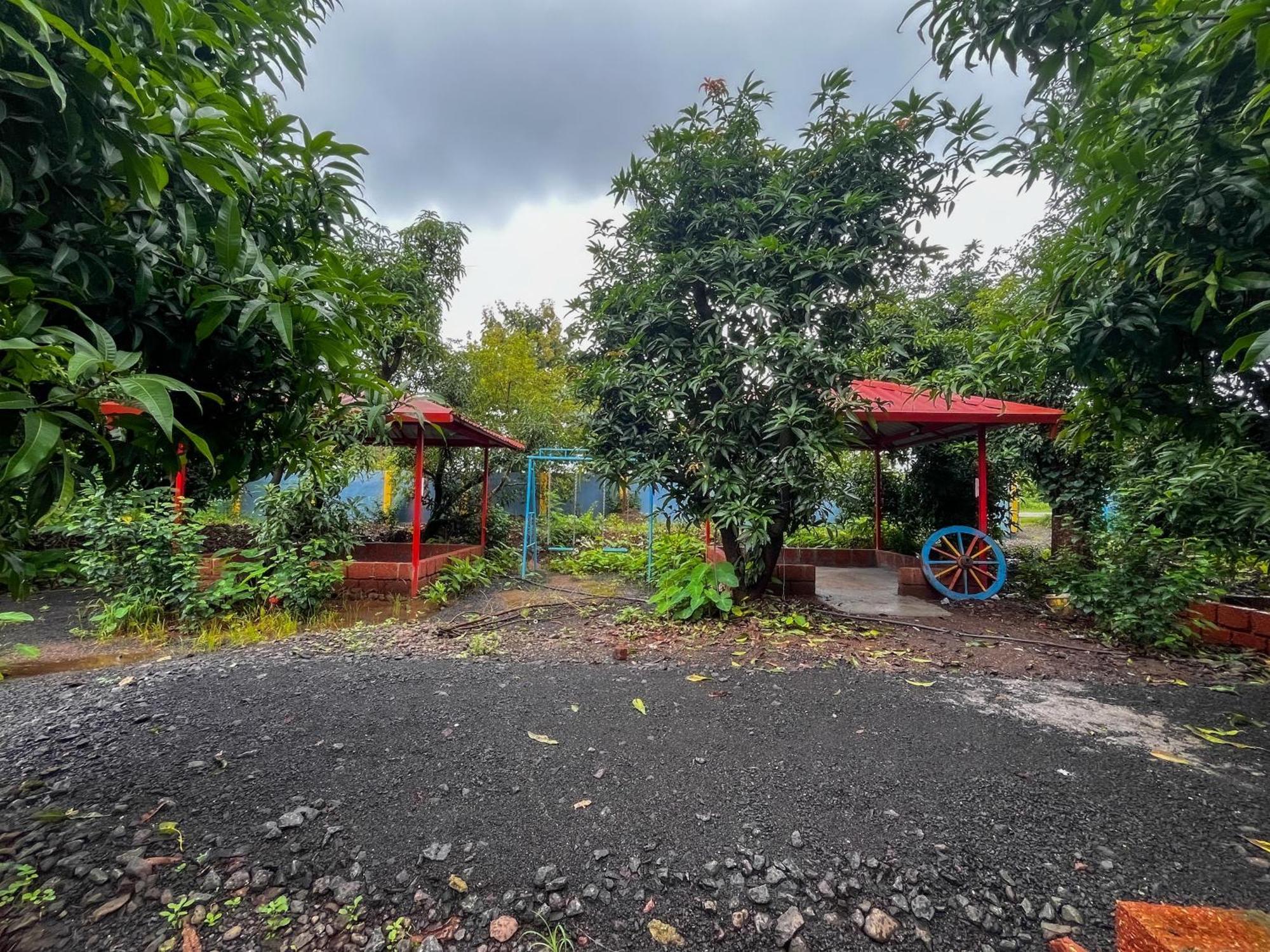 Karjat In Resort Екстер'єр фото